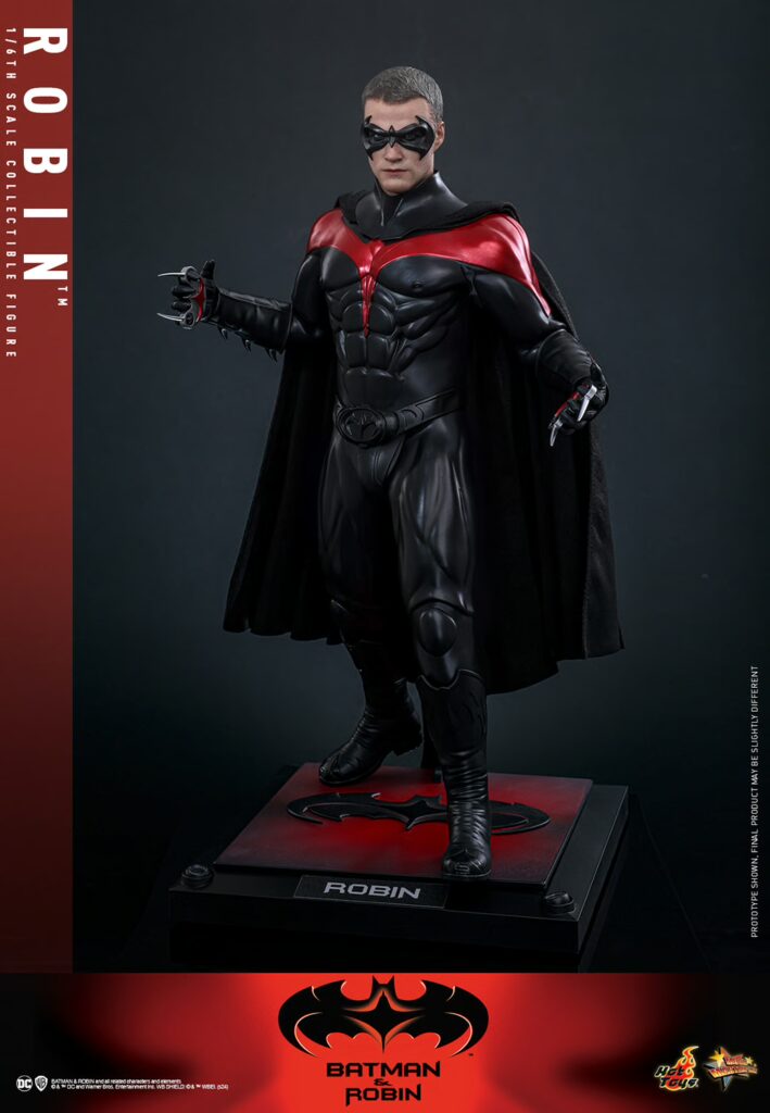 hot-toys-dc-comics-robin-sixth-scale-figure-gallery-6761a93e403bc Hot Toys MMS787 Batman & Robin Robin 1/6th scale Collectible Figure