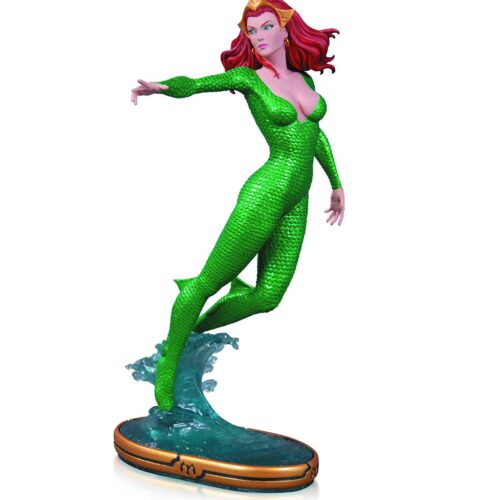 STK645224 DC COMICS COVER GIRLS MERA STATUE