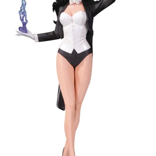 STL040811 DC COVER GIRLS ZATANNA STATUE