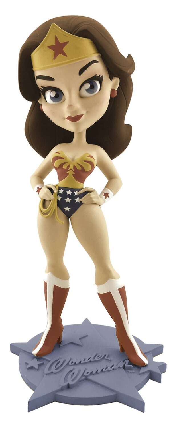 STL076530 LYNDA CARTER WONDER WOMAN RETRO SUMMER EXCL 7IN VIN FIG