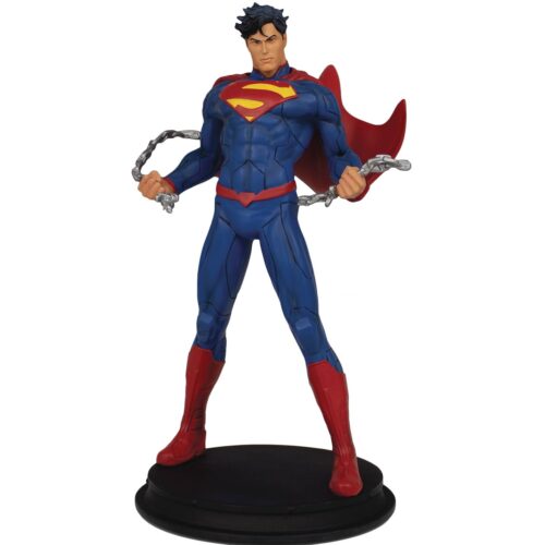 STL142122 DC SUPERMAN UNCHAINED 9IN STATUE
