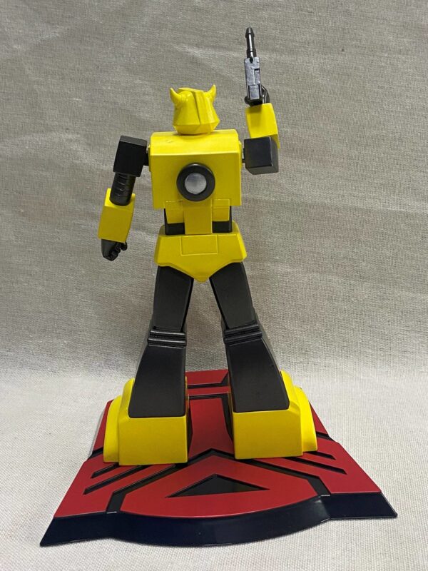 TRANSFORMERS BUMBLEBEE 9IN PVC STATUE