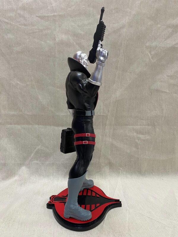 GI JOE DESTRO 1:8 SCALE PVC STATUE