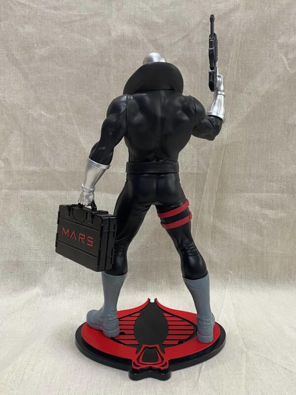 GI JOE DESTRO 1:8 SCALE PVC STATUE
