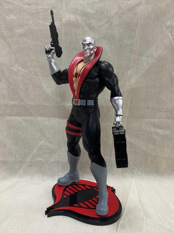 GI JOE DESTRO 1:8 SCALE PVC STATUE