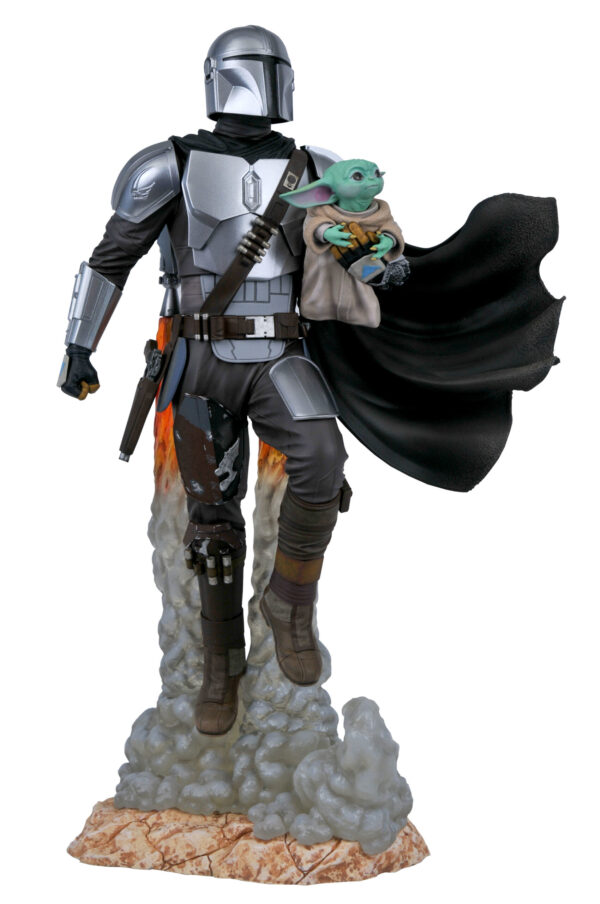 STL180436_1-scaled STAR WARS MILESTONES MANDALORIAN & CHILD STATUE