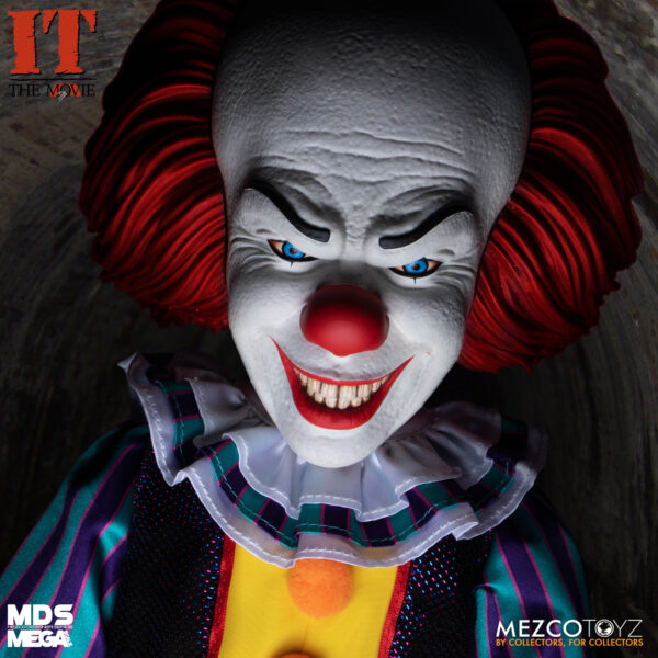 STL198889_1 MDS MEGA SCALE IT PENNYWISE 1990 FIG W/SOUND