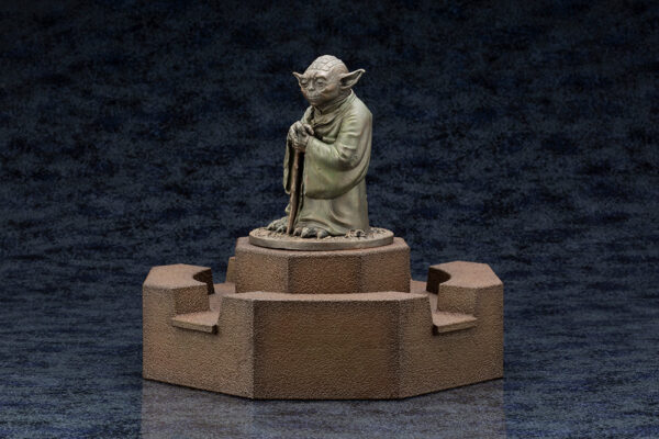 STAR WARS EMPIRE STRIKES BACK YODA FOUNTAIN COLD CAST STATUE