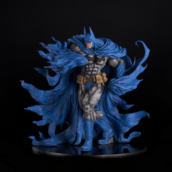 SOFBINAL DC BATMAN HEAVY BLUE VER PX 14IN VINYL FIGURE