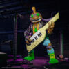 STL229191_2 TMNT ULTIMATES W7 PUNKER DONATELLO AF