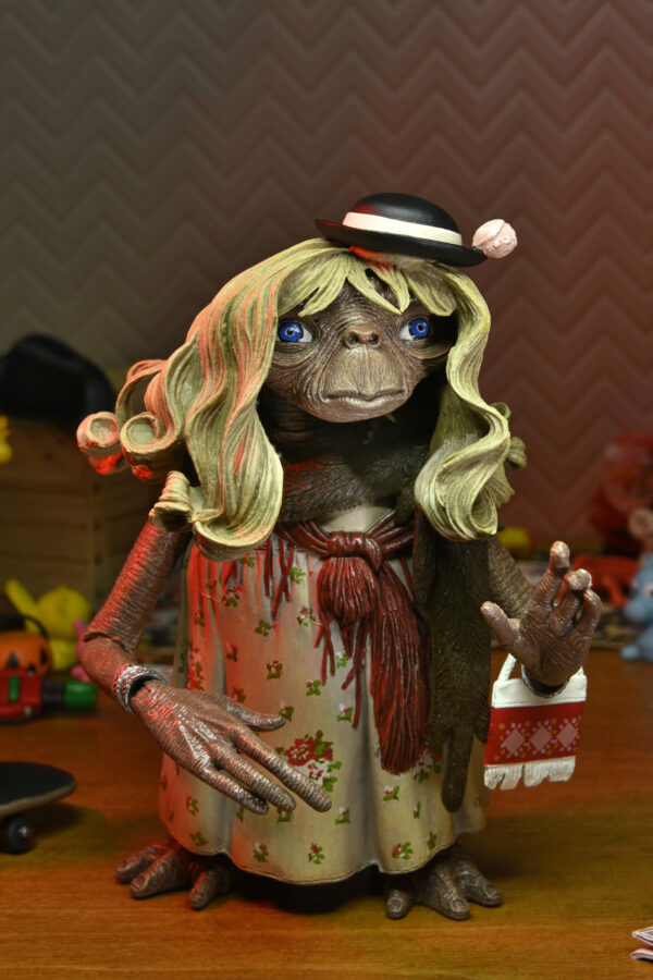 STL245091_1-scaled ET 40TH ANNIVERSARY DRESS UP ET ULT 7IN AF