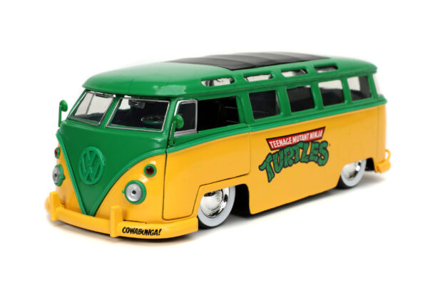 STL259661_4-scaled HWR 1962 VW BUS W/TMNT LEONARDO FIG 1/24 DIE-CAST VEH