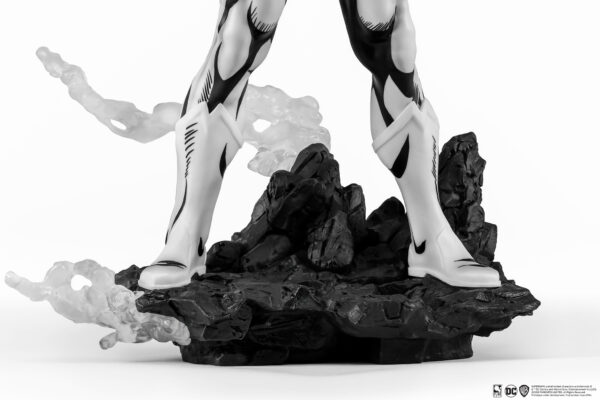 STL277967_6 SDCC 2024 DC HEROES SUPERMAN B&W PX PVC 1/8 STATUE