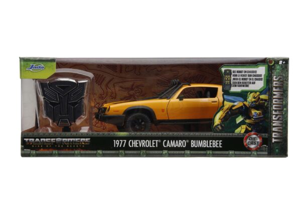 TRANSFORMERS 7 BUMBLEE W/BADGE 1/24 DIE-CAST VEHICLE