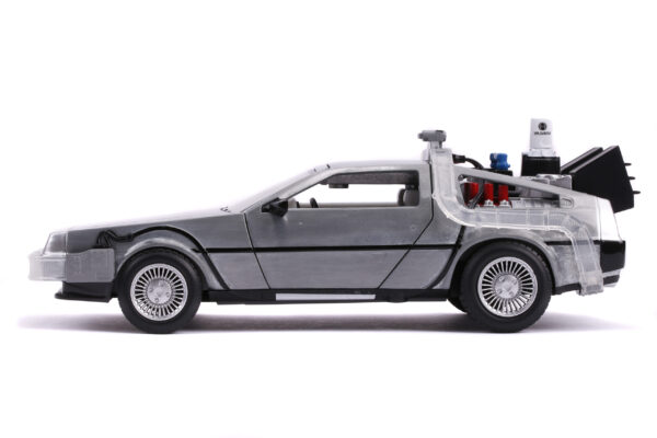 STL329400_3-scaled BTTF PART II TIME MACHINE 1/24 DIE-CAST VEHICLE