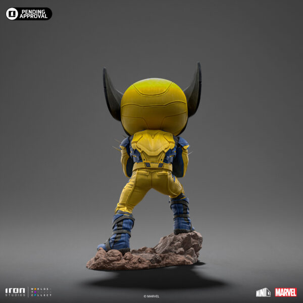 WOLVERINE MINICO STATUE