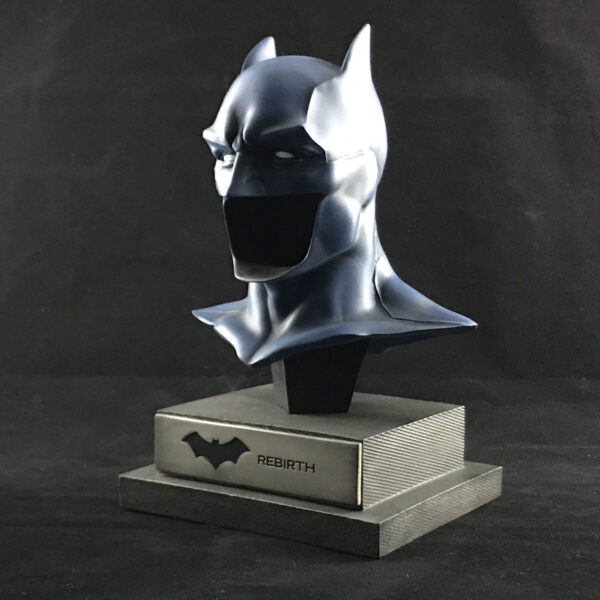 DC GALLERY BATMAN REBIRTH COWL