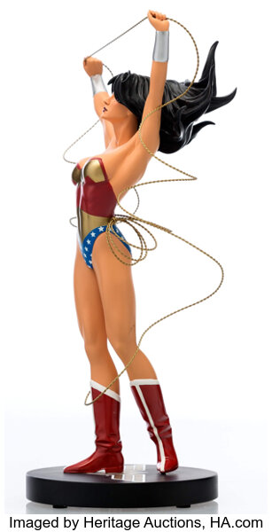 Cover Girls of The DC Universe: Wonder Woman Statue
