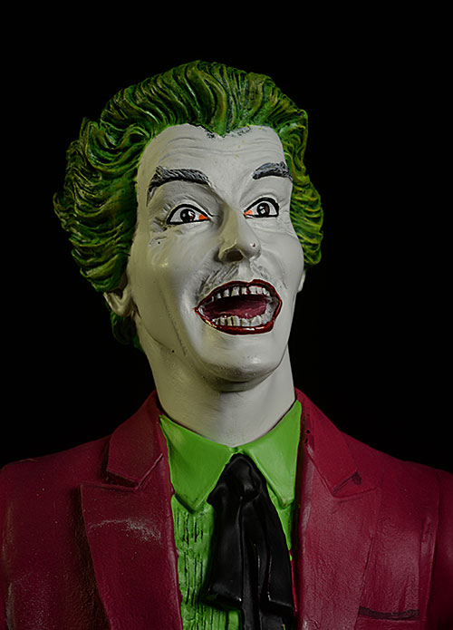 review_pcjoker_3 BATMAN 1966 PREMIER JOKER STATUE