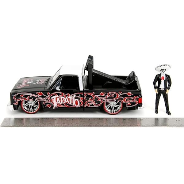 STL361677_1 HWR TAPATIO DAY DEAD 85 CHEVY C10 W/ FIG 1/24 DIE-CAST VEH