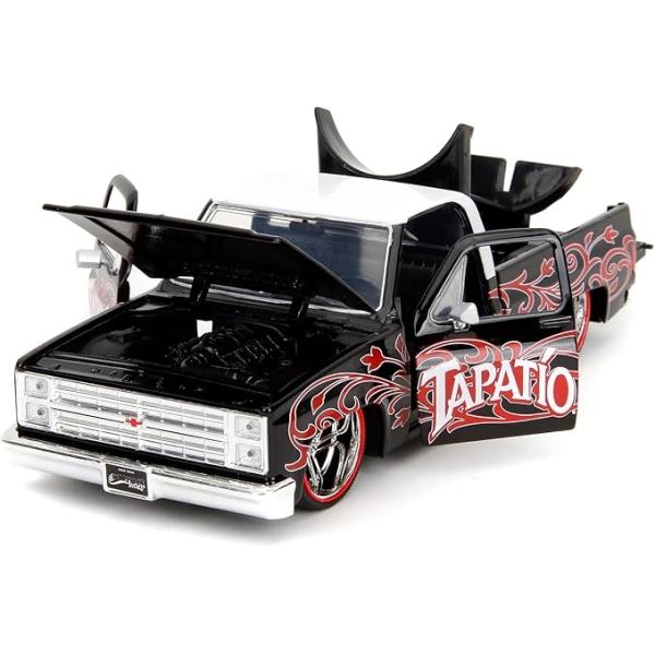STL361677_4 HWR TAPATIO DAY DEAD 85 CHEVY C10 W/ FIG 1/24 DIE-CAST VEH
