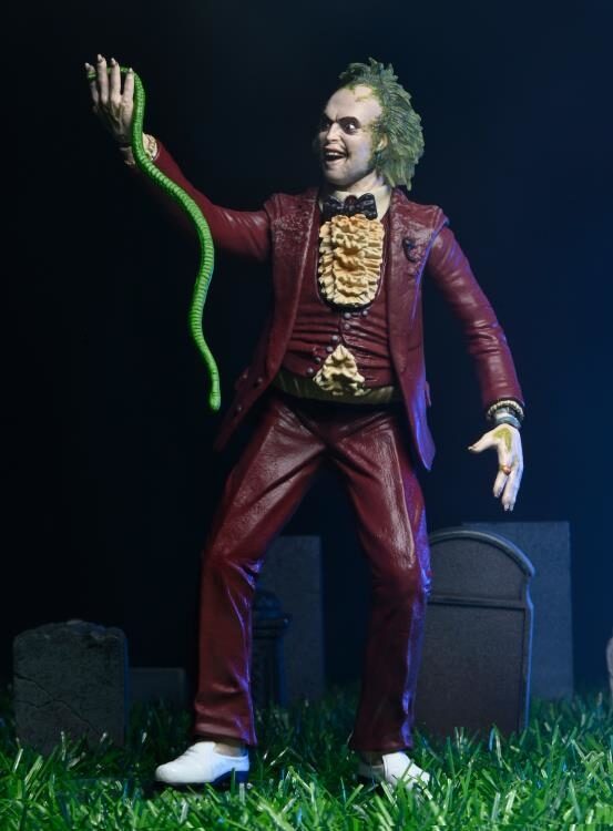 STL358171_3 BEETLEJUICE RED TUXEDO 7IN AF