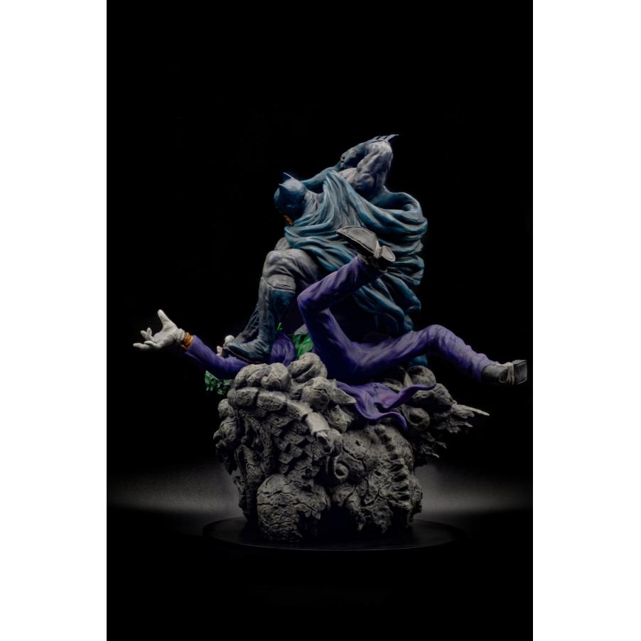 STL216637_3 DC BATMAN VS THE JOKER MASTER SERIES POLYSTONE STATUE