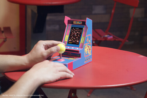 MyArcade DGUNL-7074 Joystick Player Ms. Pac-Man Portable Retro Arcade