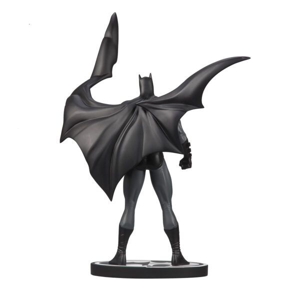 STL331509_3 DC DIR BATMAN B&W BATMAN BY JIMENEZ STATUE