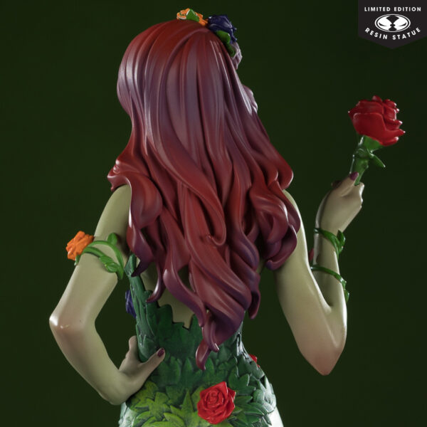 DC COVER GIRLS POISON IVY BY J. SCOTT CAMPBELL RESIN 1:8 SCALE STATUE