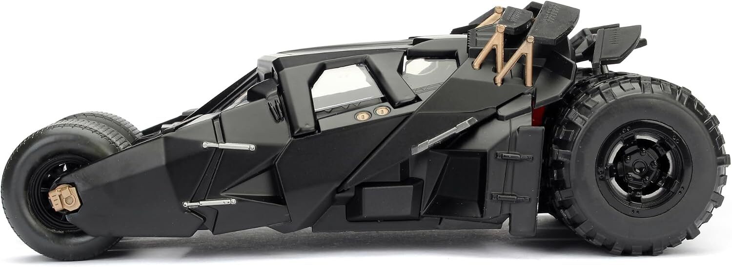Jada 1.24 Scale 2008 Batmobile The Dark Knight Vehicle with Batman Figure