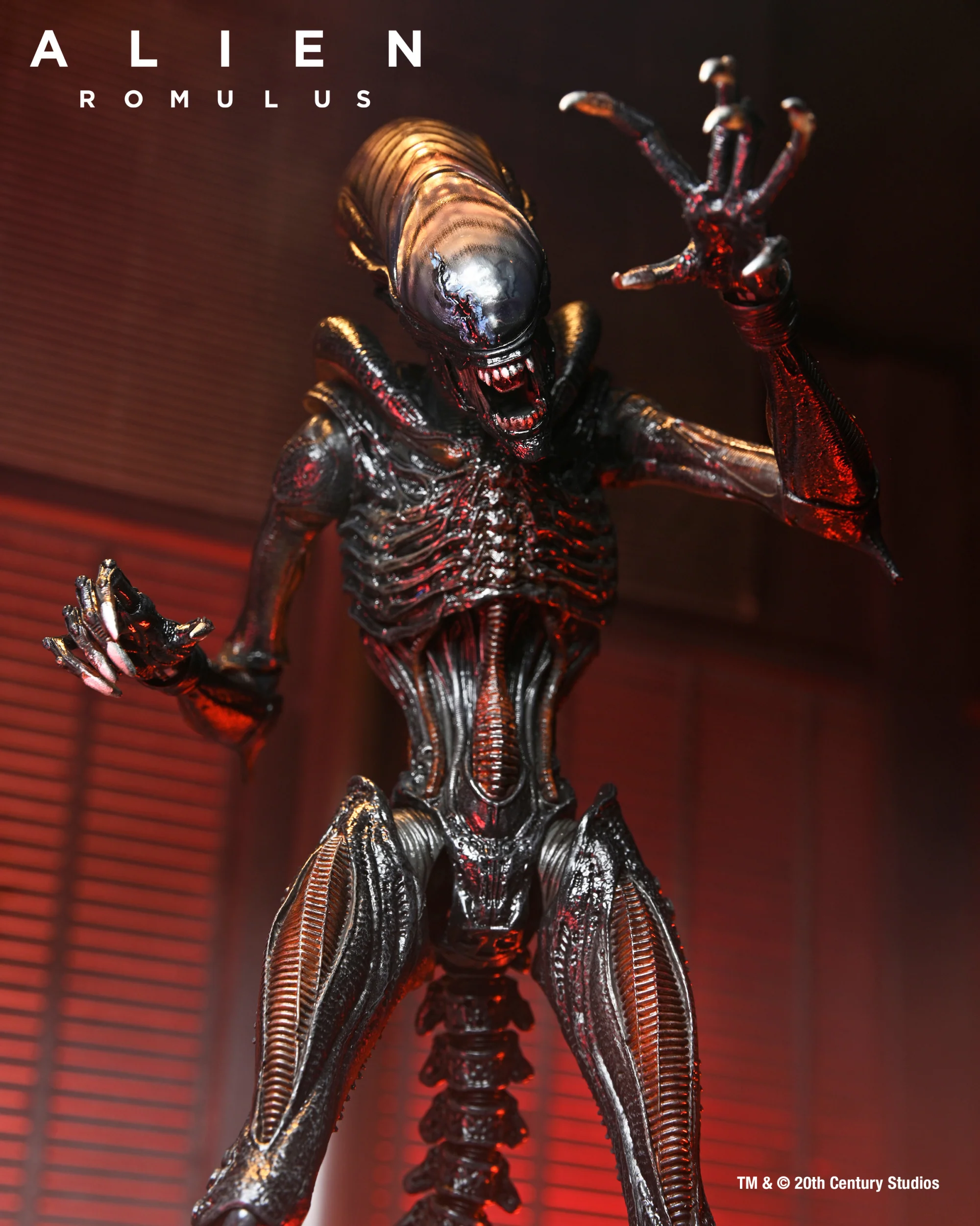 51741_UNP_14 Alien: Romulus Ultimate Scorched Xenomorph 7-inch Scale Action Figure